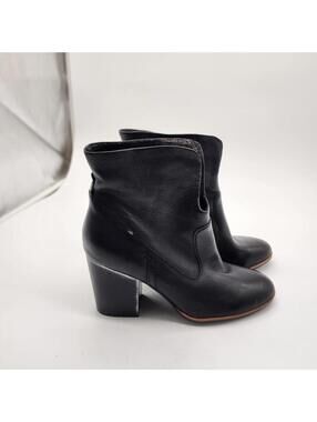 New Lucca black boot Lucca Lane Kat ankle booties unique 10 $129